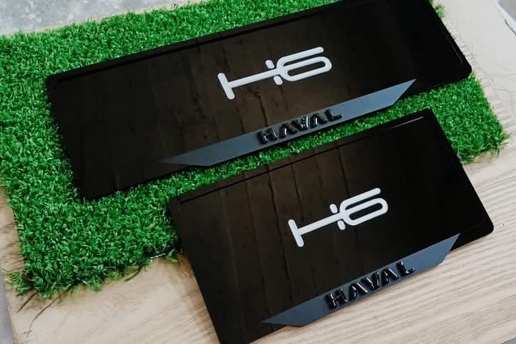 Haval H6 Customised Number Plate Frames - Acrylic Plate Frames - Piano Black License Plate Frames